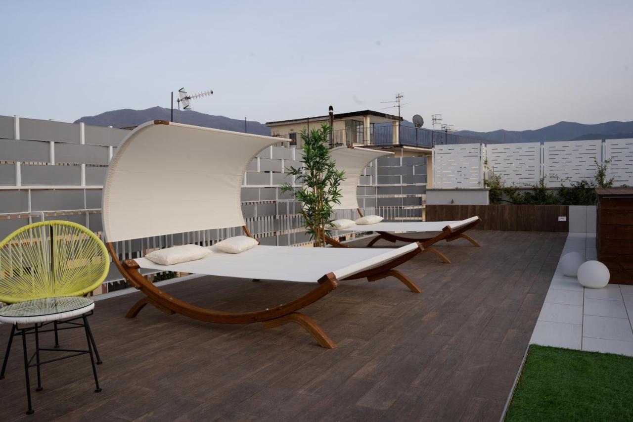 Houses & Rooftop Pompei - Sky Exterior foto